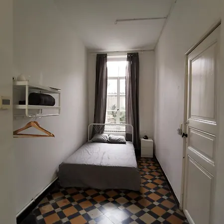 Spacious In Centre منزل للإقامة *